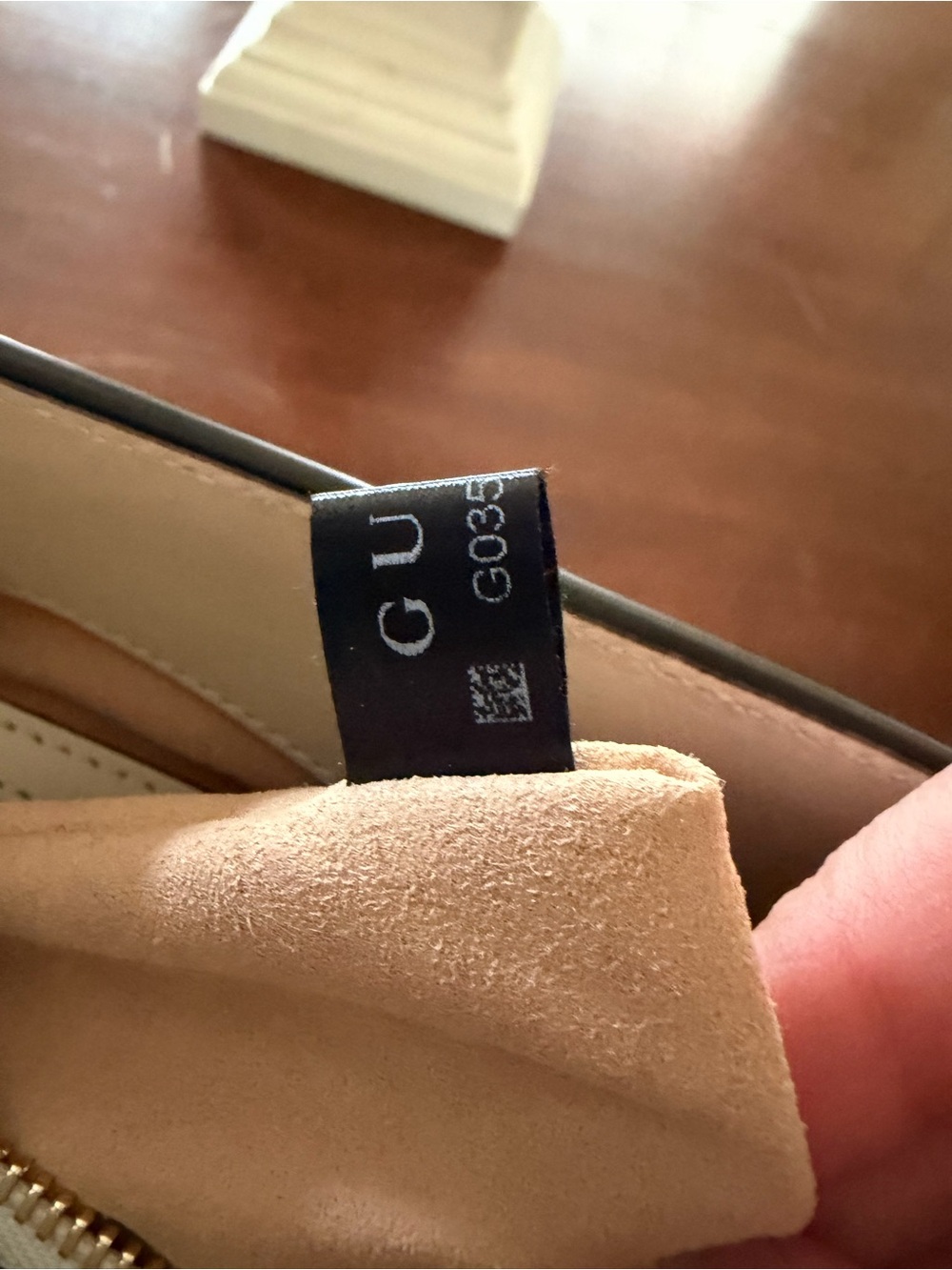 Gucci Padlock GG Supreme Tote - Picture 10 of 11
